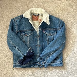 LEVIS EX-BOYFRIEND SHERPA TRUCKER JACKET
